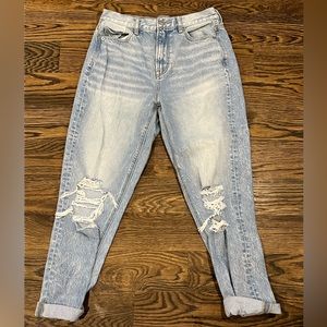 American Eagle Mom Jean size 4 NWOT
